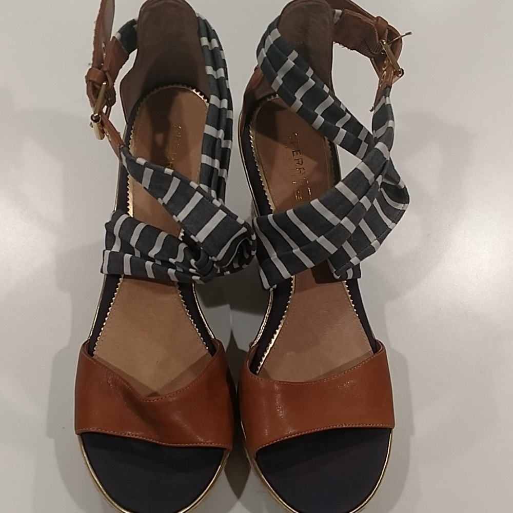 Sperry wedge sandals